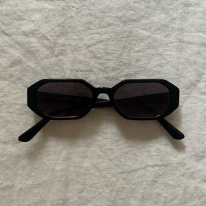 Velvet Canyon black sunglasses